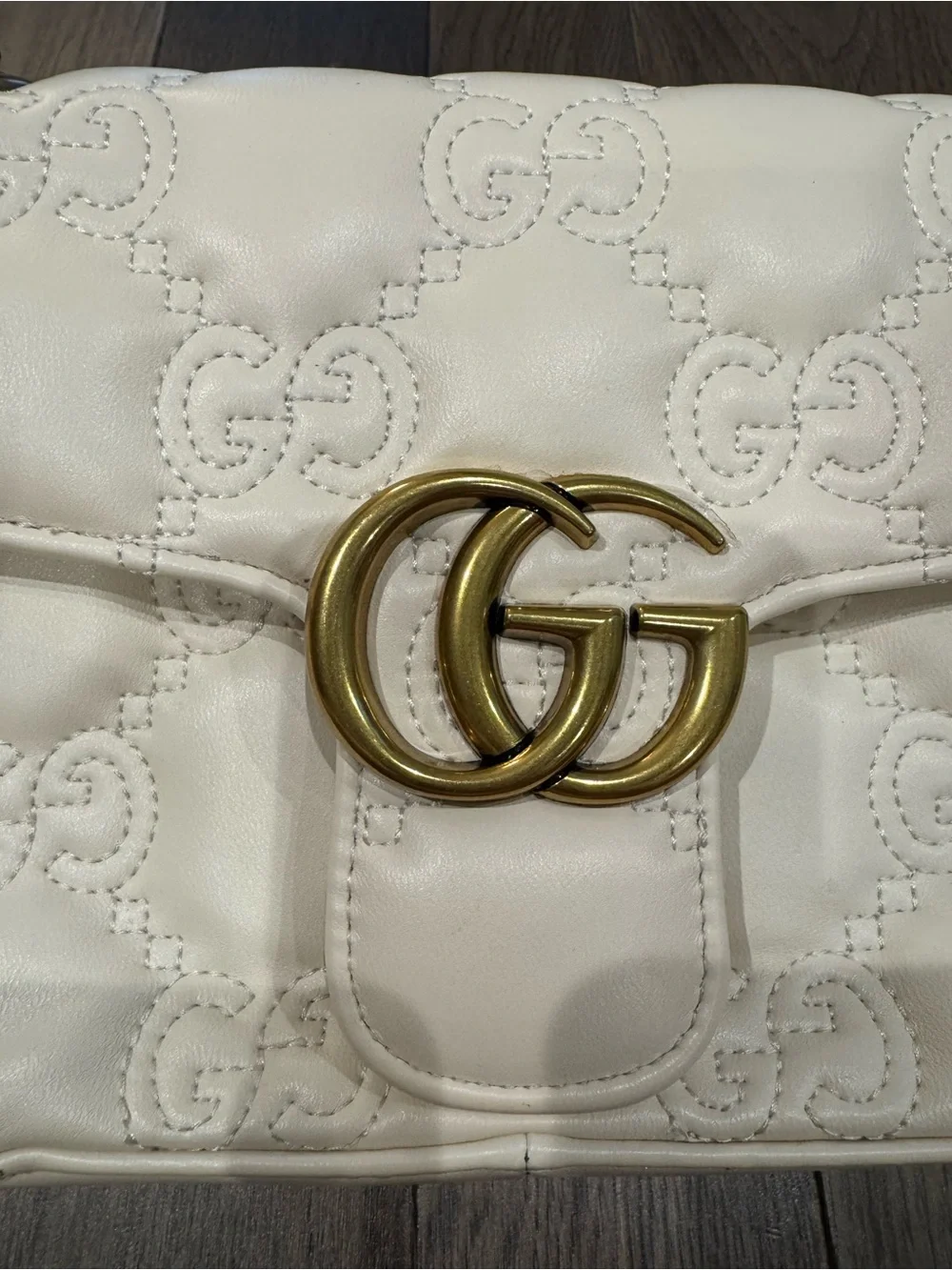 Gucci Cream GG Quilted Shoulder Bag with Gold Chain